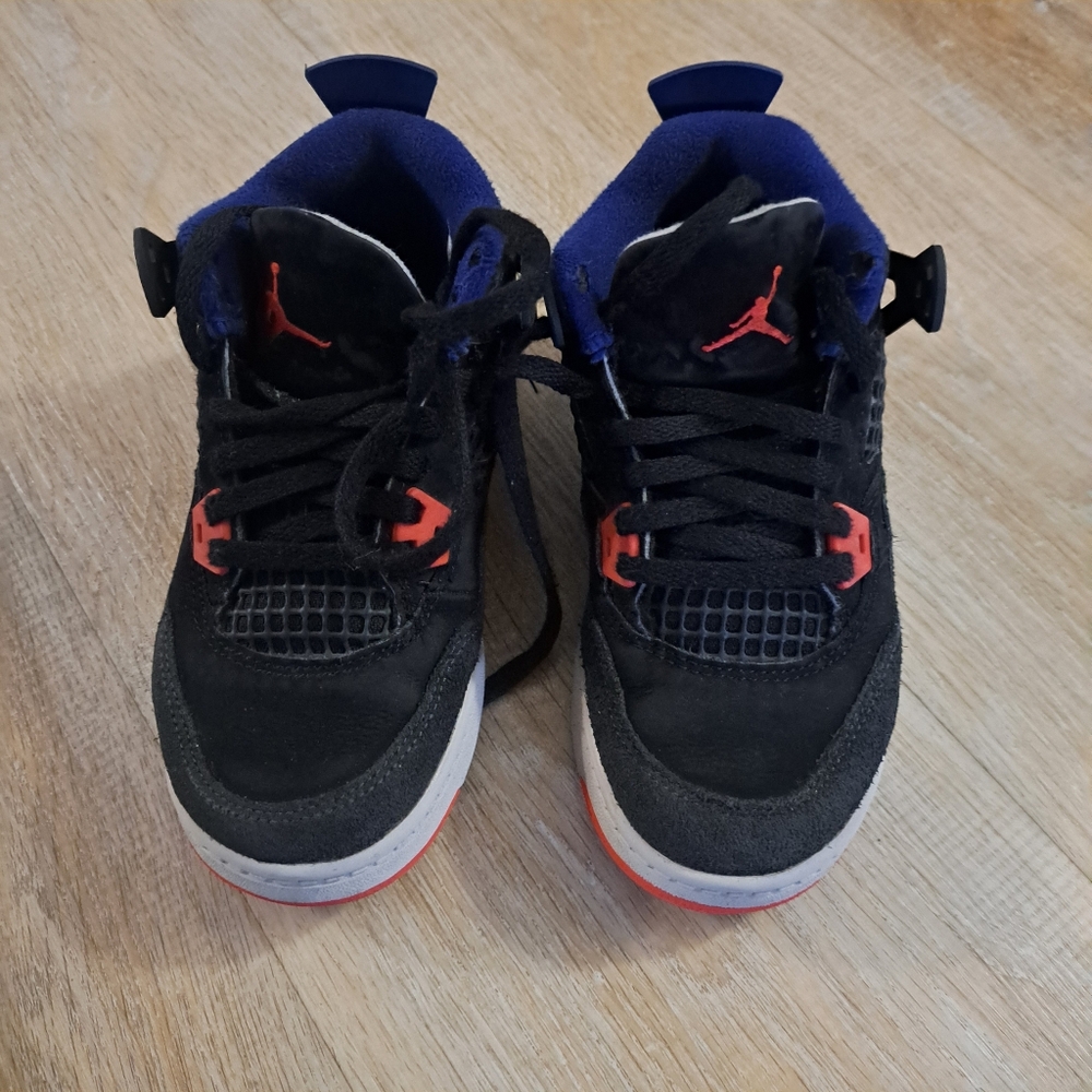 Air Jordan 4 Retro "Rare Air" Black/Red Snakers Kids Size 12C